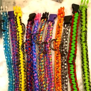 Paracord dog collar